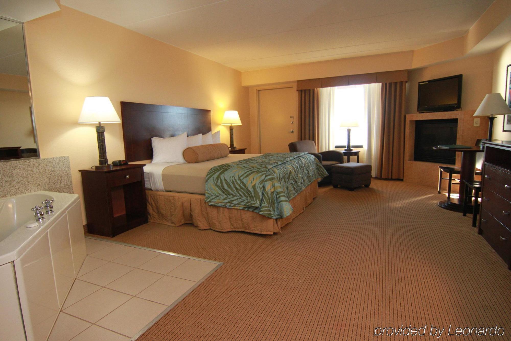 Edgewater Waterpark Hotell Duluth Rum bild